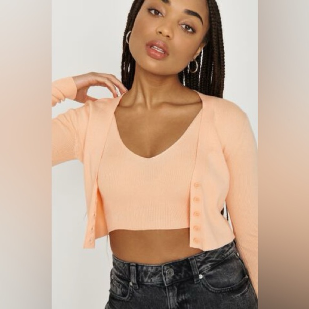 Medium coral garage cardigan, size medium